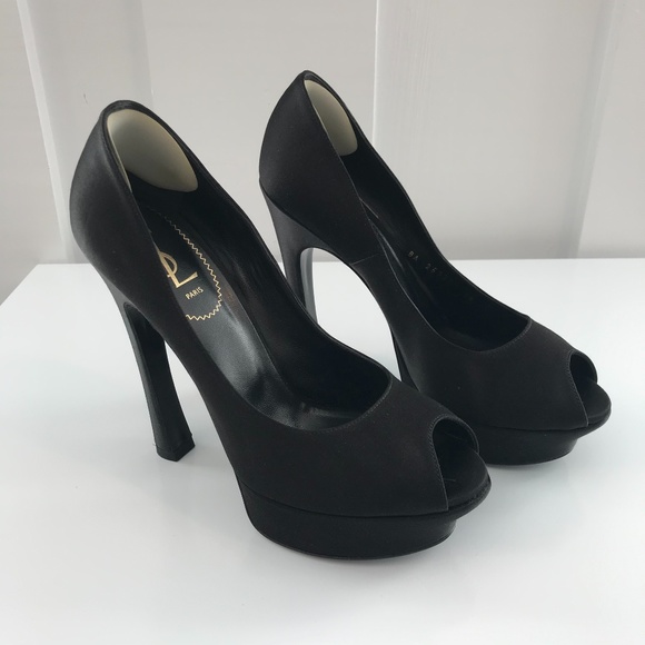 Yves Saint Laurent Pump - Picture 12 of 15